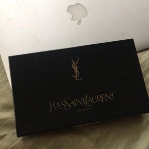 wallet Yves Saint Laurent authentic BrandNew